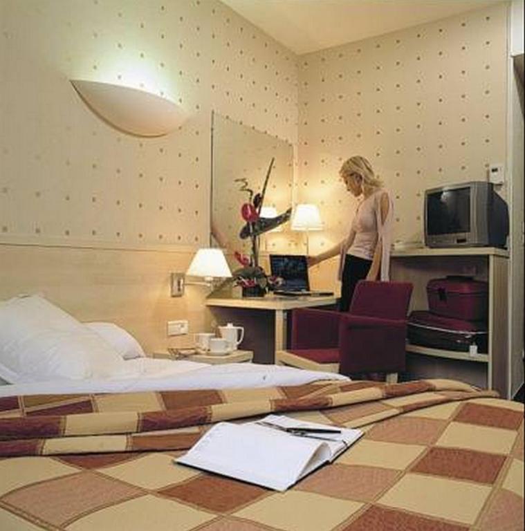 Hotel Athena Part-Dieu Lyon Habitación foto